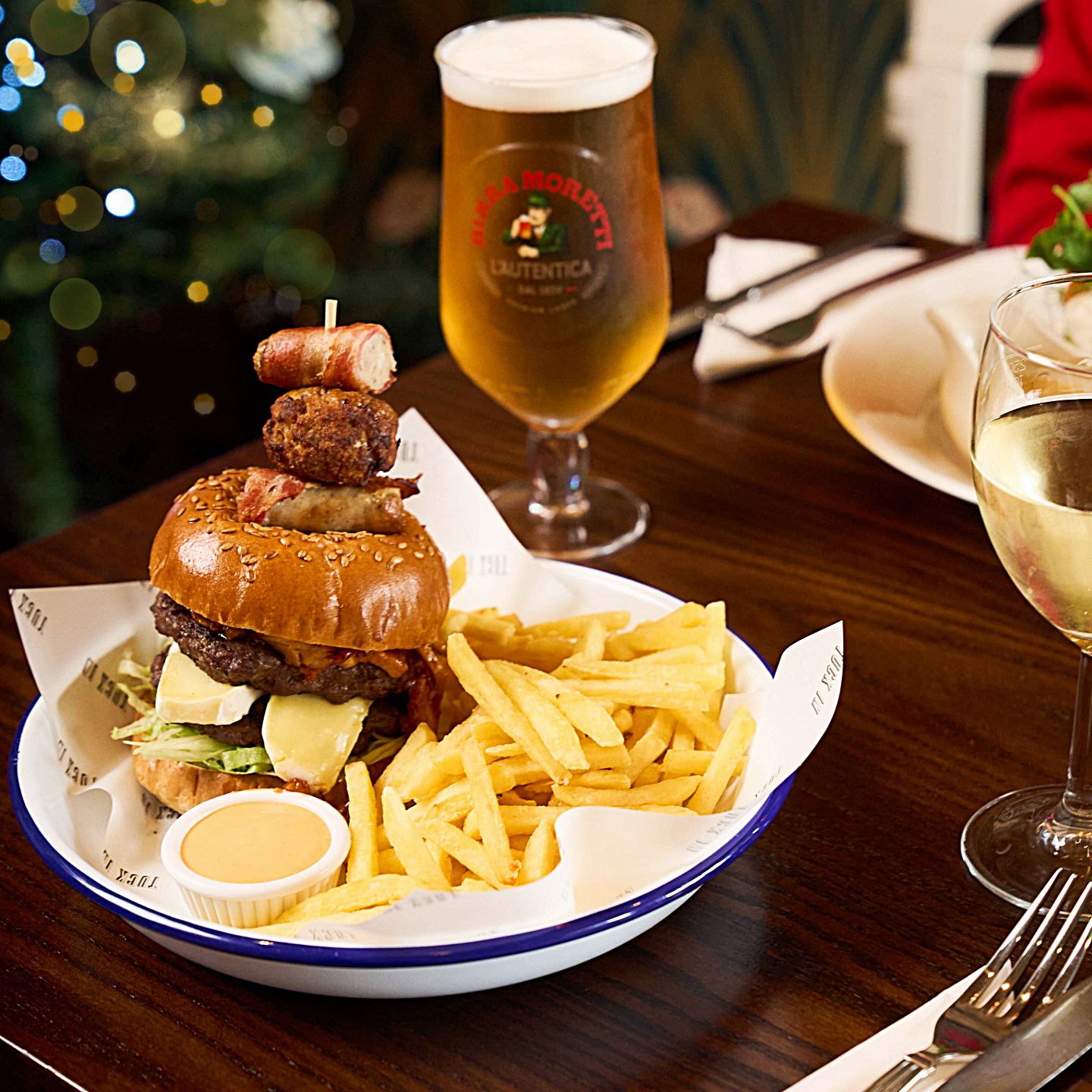 Festive Lunch & Dinner at The Lion & Snake in Lincoln